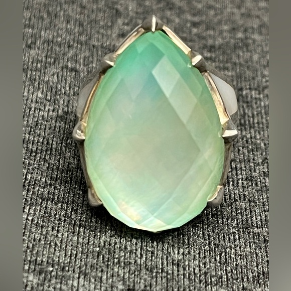 Stephen Webster
Quartz Triplet & Mother of Pearl Cocktail - Picture 8 of 12